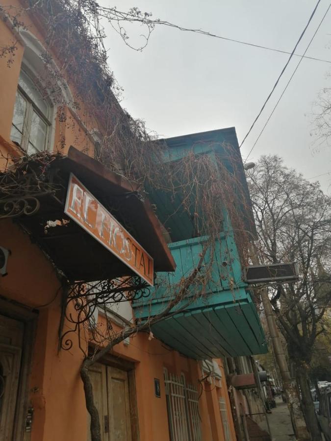 El Hostal Tbilisi Bagian luar foto